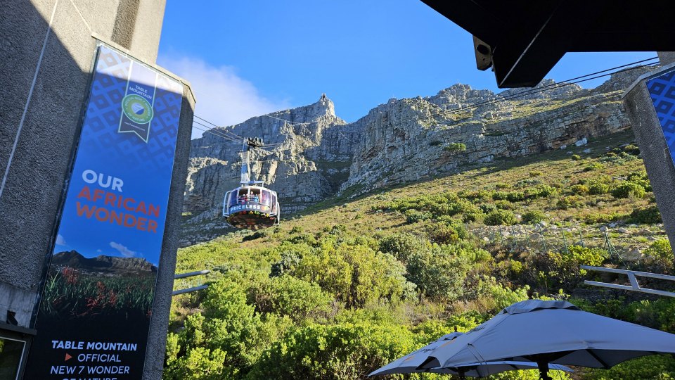 <h2>The Best of South Africa Escorted 2023</h2> 14 Nights | 6 Rounds | March 11 - 25